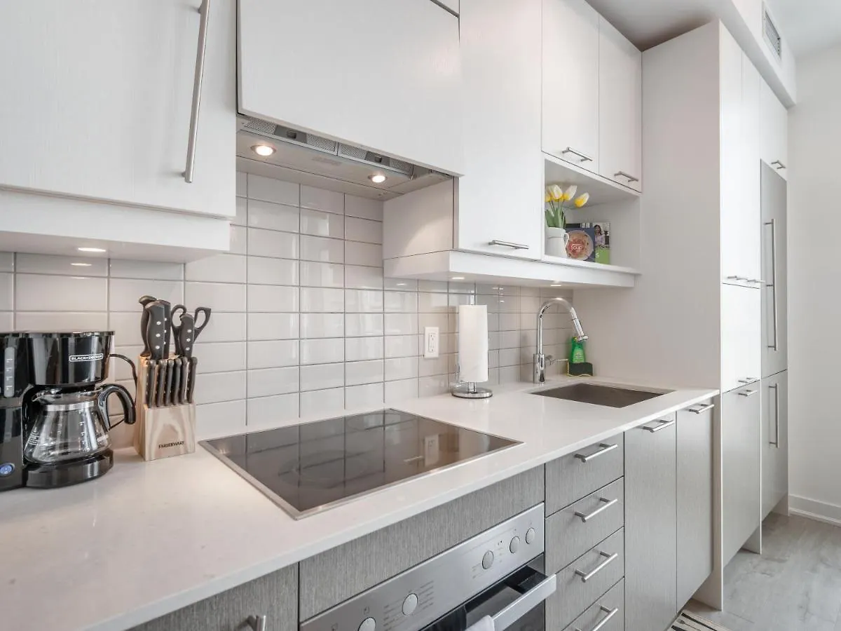 Executive 1 Bedroom In Toronto'S Entertainment District Apartment